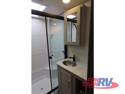 2024 Forest River RV Wildwood Heritage Glen - Photo 31