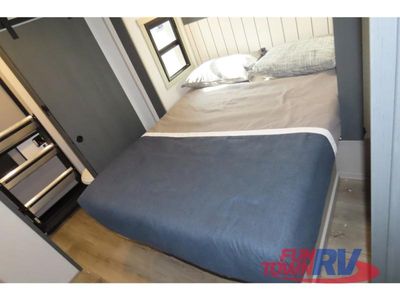 2024 Forest River RV Wildwood Heritage Glen - Photo 44