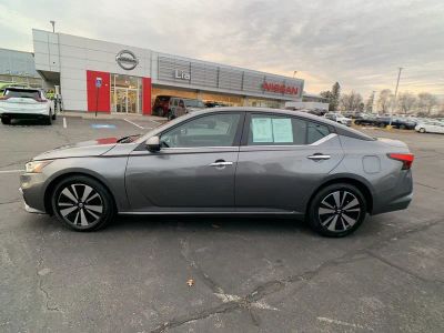 2022 Nissan Altima 2.5 SV — photo 8 view
