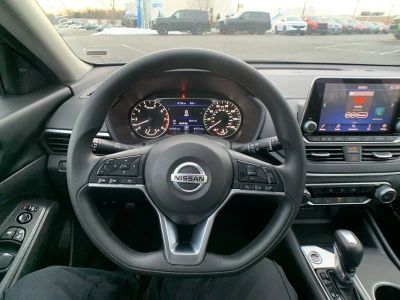 2022 Nissan Altima 2.5 SV — photo 16 view