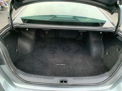 2022 Nissan Altima 2.5 SV — photo 25 view