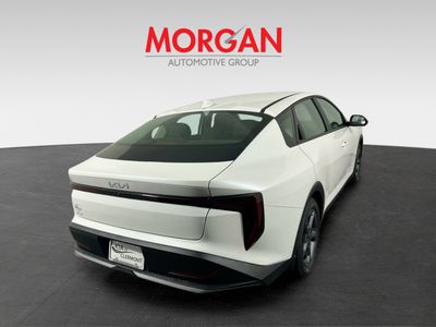 2025 Kia K4 - Photo 4