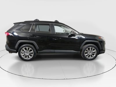 2022 Toyota RAV4 - Photo 8