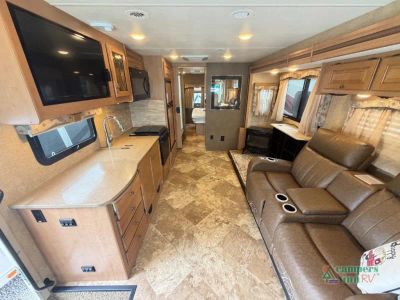 2016 Thor Motor Coach Windsport — side profile view