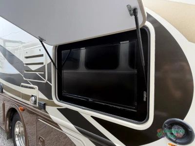 2016 Thor Motor Coach Windsport — photo 43 view