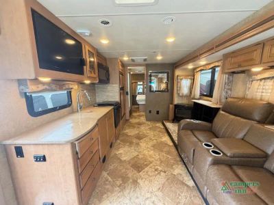 2016 Thor Motor Coach Windsport — photo 8 view