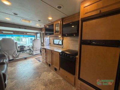 2016 Thor Motor Coach Windsport — photo 11 view