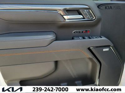 2025 GMC Sierra 1500 — photo 18 view