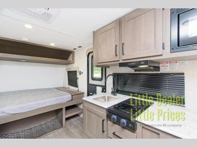 2027 Grand Design Transcend One — photo 16 view