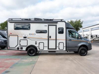 2026 Winnebago EKKO - Photo 20