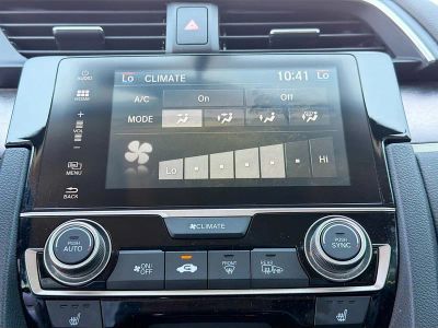 2017 Honda Civic Sedan — photo 32 view