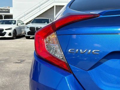 2017 Honda Civic Sedan — photo 10 view