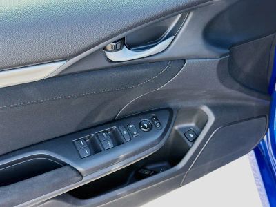 2017 Honda Civic Sedan — photo 21 view
