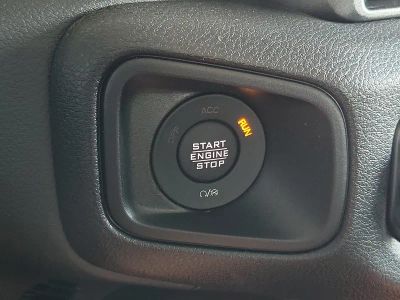2026 Jeep Wrangler — photo 26 view