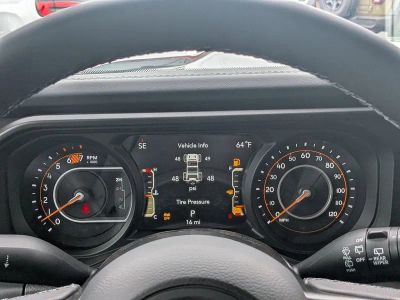 2026 Jeep Wrangler — photo 30 view