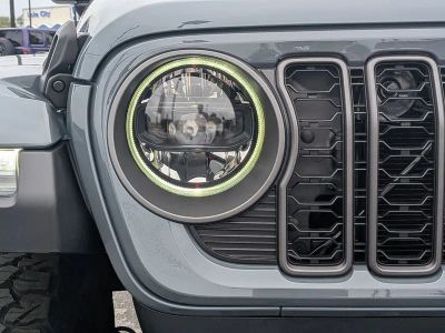 2026 Jeep Wrangler — photo 10 view