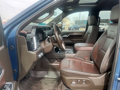 2025 GMC Sierra 3500HD — photo 9 view