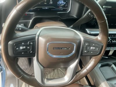2025 GMC Sierra 3500HD — photo 13 view