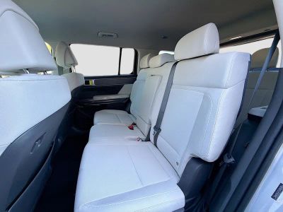 2026 Hyundai SANTA FE — photo 18 view