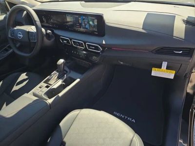 2026 Nissan Sentra — photo 11 view