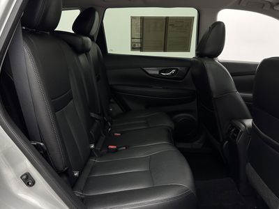 2017 Nissan Rogue - Photo 33