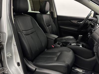 2017 Nissan Rogue - Photo 36