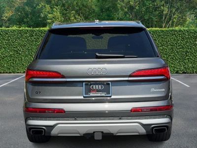 2025 Audi Q7 — detail view