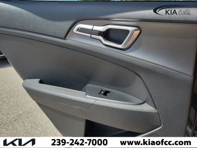 2026 Kia Sportage — photo 11 view