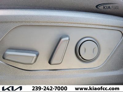2026 Kia Sportage — photo 17 view