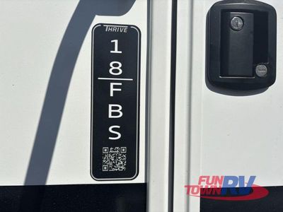2026 Winnebago Thrive - Photo 43