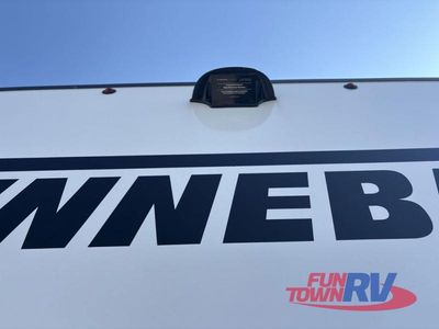 2026 Winnebago Thrive - Photo 18