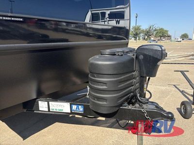 2026 Winnebago Thrive - Photo 13