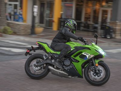2026 Kawasaki Ninja 650 ABS - Photo 4