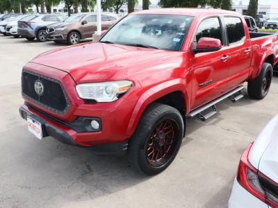 2019 Toyota Tacoma 2WD — detail view