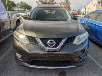 2015 Nissan Rogue — interior view