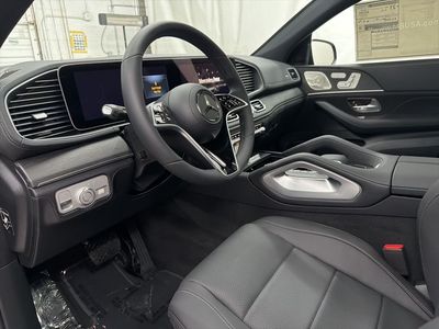 2026 Mercedes-Benz GLE — photo 12 view