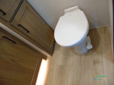 2027 Forest River RV Rockwood Signature - Photo 36