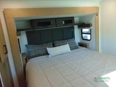 2027 Forest River RV Rockwood Signature - Photo 39