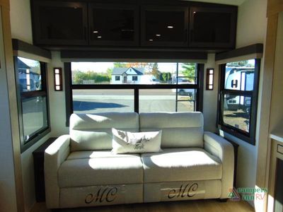 2027 Forest River RV Rockwood Signature - Photo 19