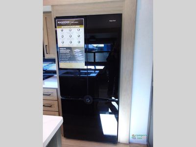 2027 Forest River RV Rockwood Signature - Photo 30