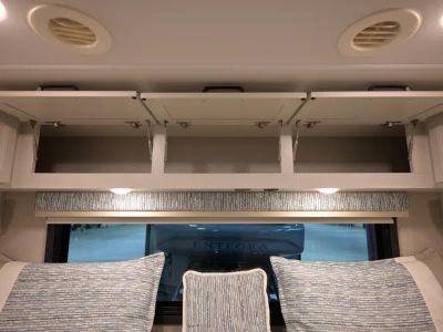 2027 Thor Motor Coach OMNI TRAIL — photo 30 view