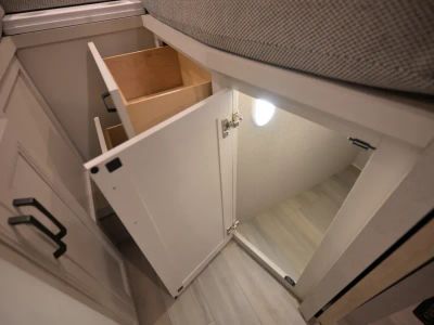 2027 Thor Motor Coach OMNI TRAIL — photo 27 view