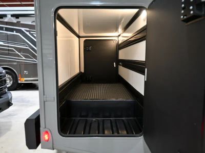 2027 Thor Motor Coach OMNI TRAIL — photo 39 view