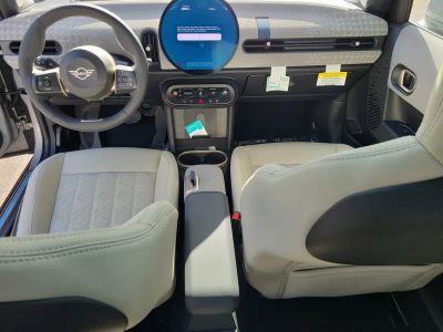 2026 MINI Hardtop 4 Door — photo 13 view