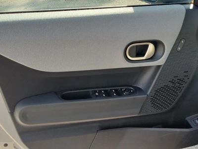 2026 MINI Hardtop 4 Door — photo 16 view