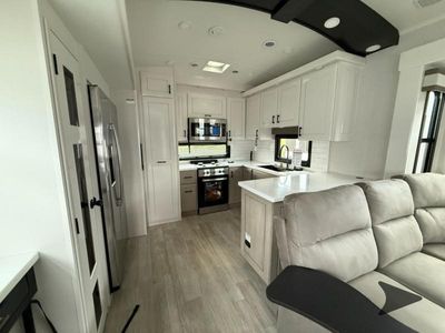 2026 Jayco Pinnacle - Photo 12