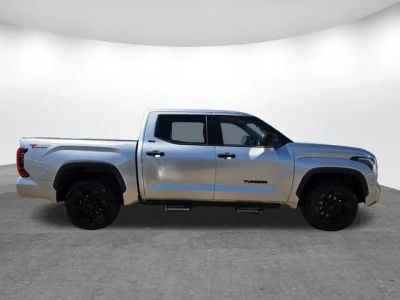 2023 Toyota Tundra - Photo 3