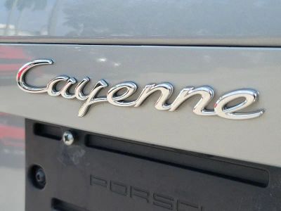 2021 Porsche Cayenne — detail view