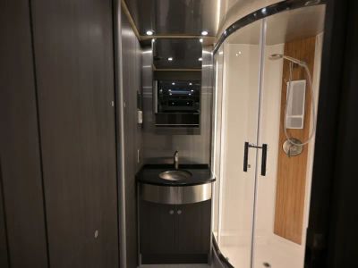 2022 Airstream ATLAS - Photo 23