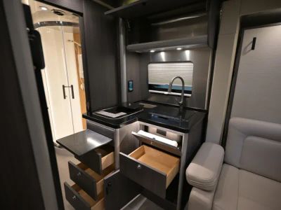 2022 Airstream ATLAS - Photo 14